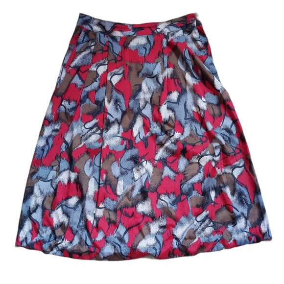 Blouse & Skirt Set - Picture 9 of 13